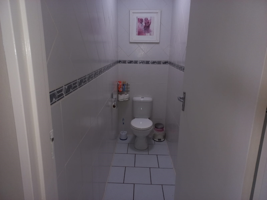 3 Bedroom Property for Sale in Albertynshof Northern Cape